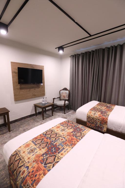 Destination Heritage Peshawar - Deluxe Twin Room