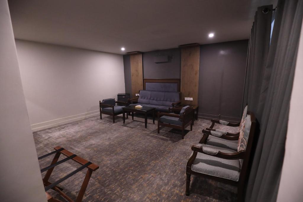 Destination Heritage Peshawar - Family Suite