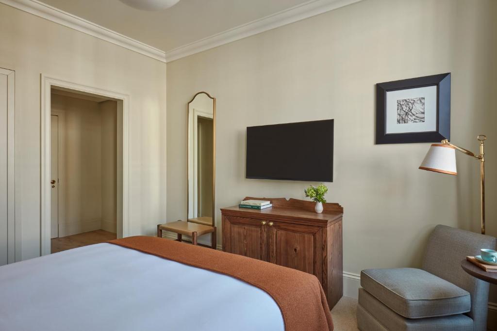 Miiro Templeton Garden - Resim 22