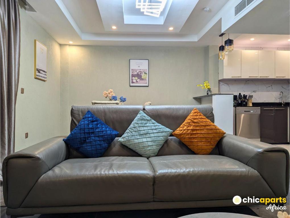Una cocina o cocineta en Chic studio with parking near the airport