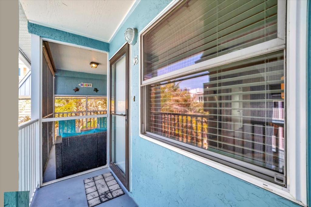 Φωτογραφία από το άλμπουμ του Coquina Cheer on Anna Maria Island σε Bradenton Beach