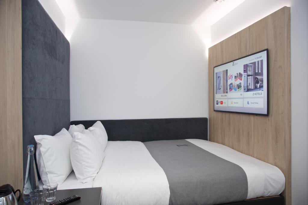 Postel nebo postele na pokoji v ubytování The Z Hotel Leicester Square