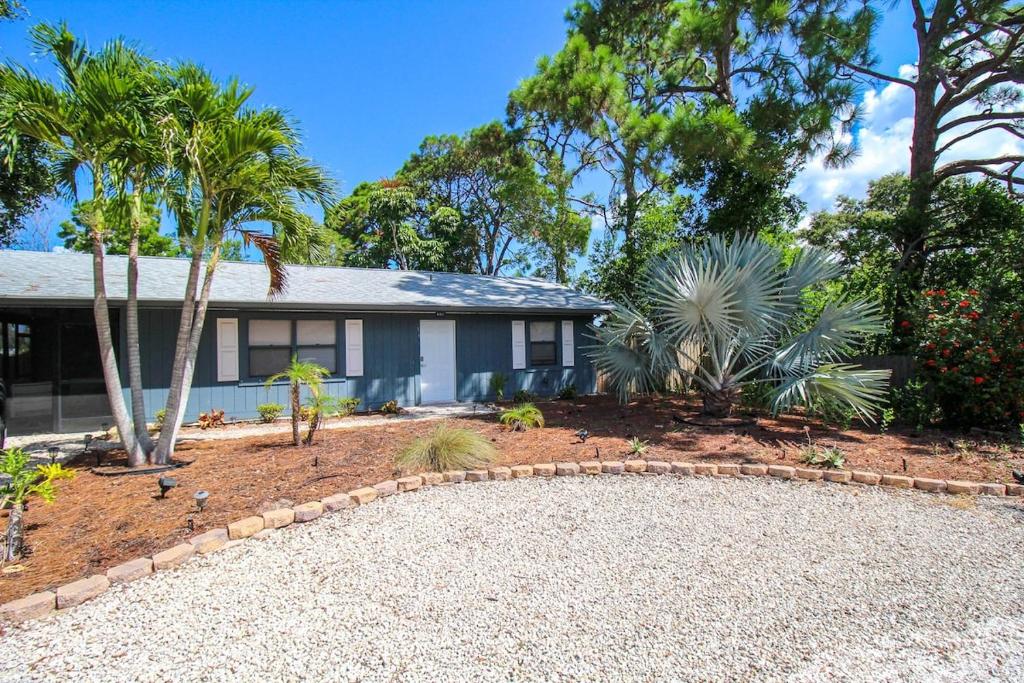 Zahrada ubytování Charming home near Manasota Key Beach