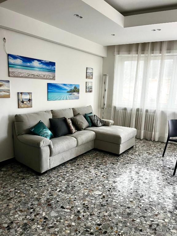 A seating area at Attico vista mare