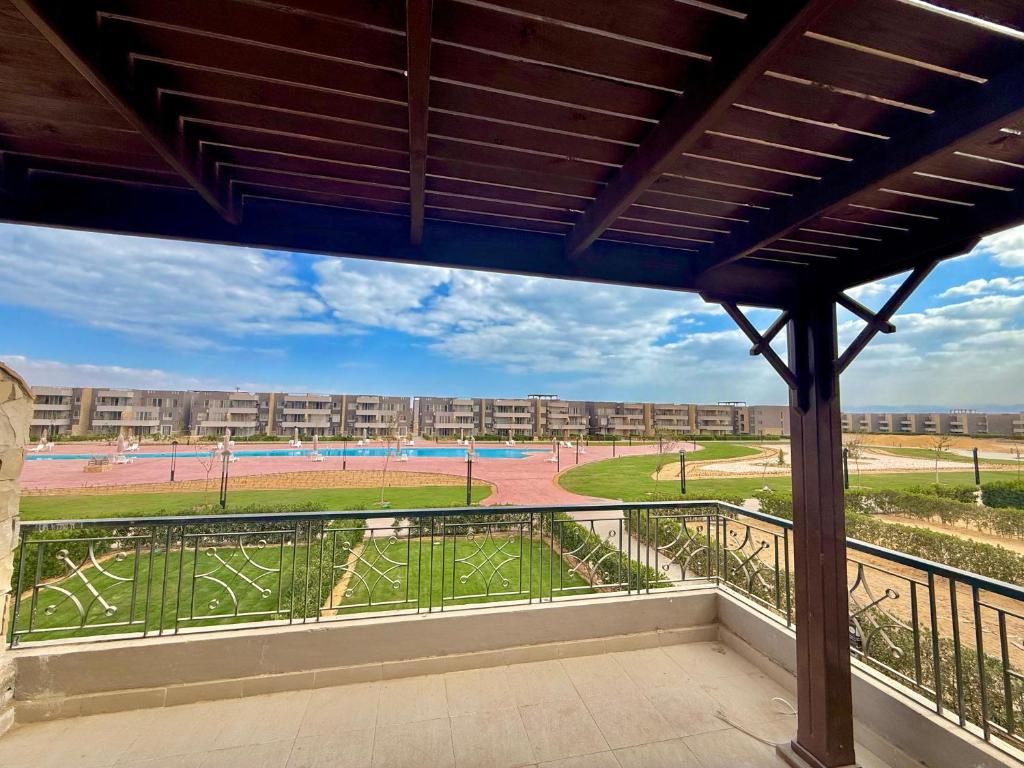 Balcone o terrazza di شاليه بلومار السخنة blumar wadi degla