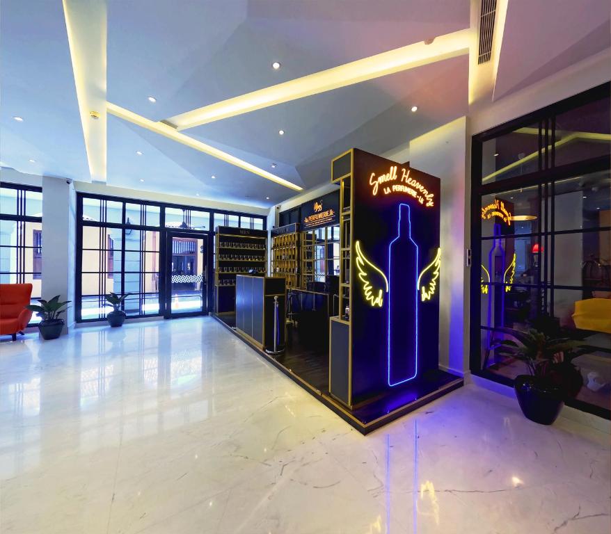 Fotografie z fotogalerie ubytování Fairway Colombo - Sri Lanka's First Hotel With Robot Technology v destinaci Colombo