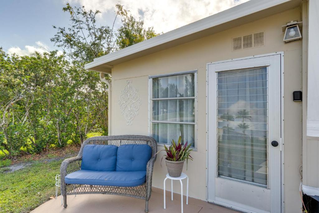 Fotografie z fotogalerie ubytování 5 Mi to Dtwn Punta Gorda Home with Large Yard! v destinaci Punta Gorda