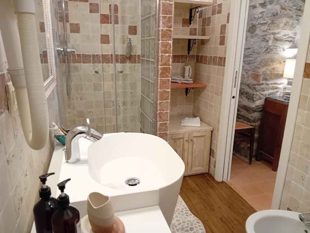 Koupelna v ubytování Scaglie di Mare