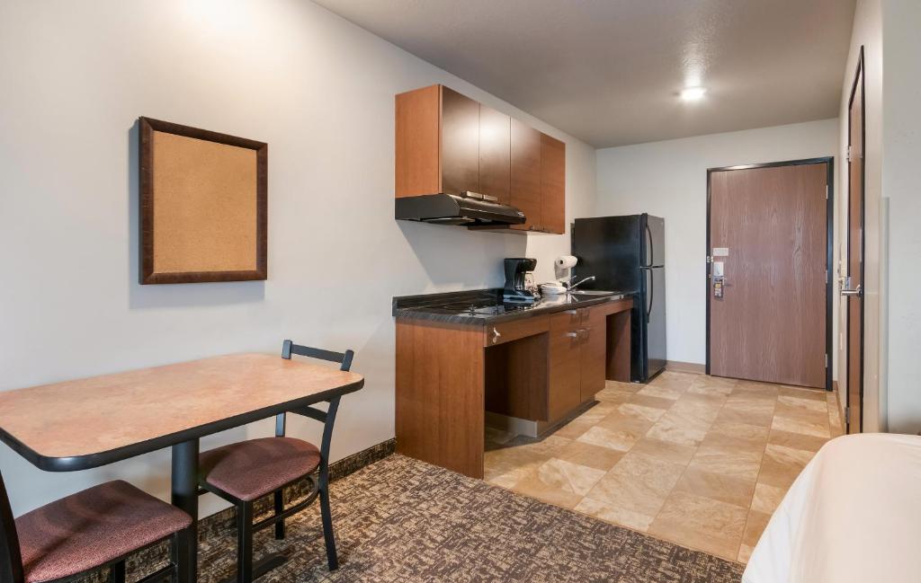 My Place Hotel-Loveland, CO - Queen Room - Mobilité Accessible
