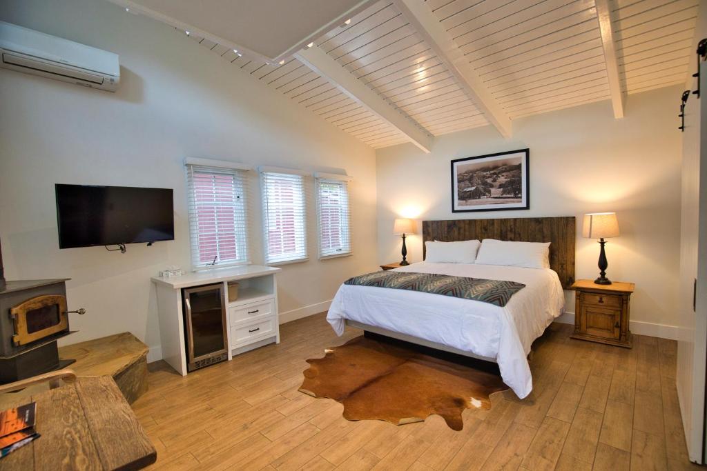 Circle Bar B Guest Ranch - 