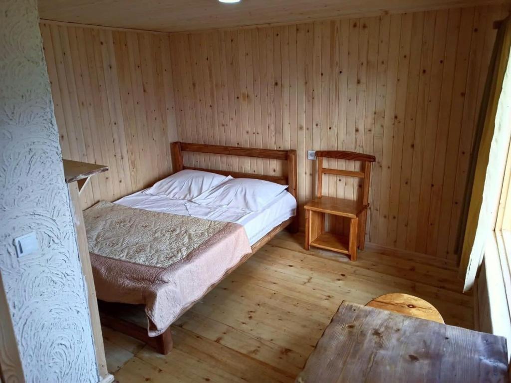 Postel nebo postele na pokoji v ubytování House In The Mountains-Heshkili