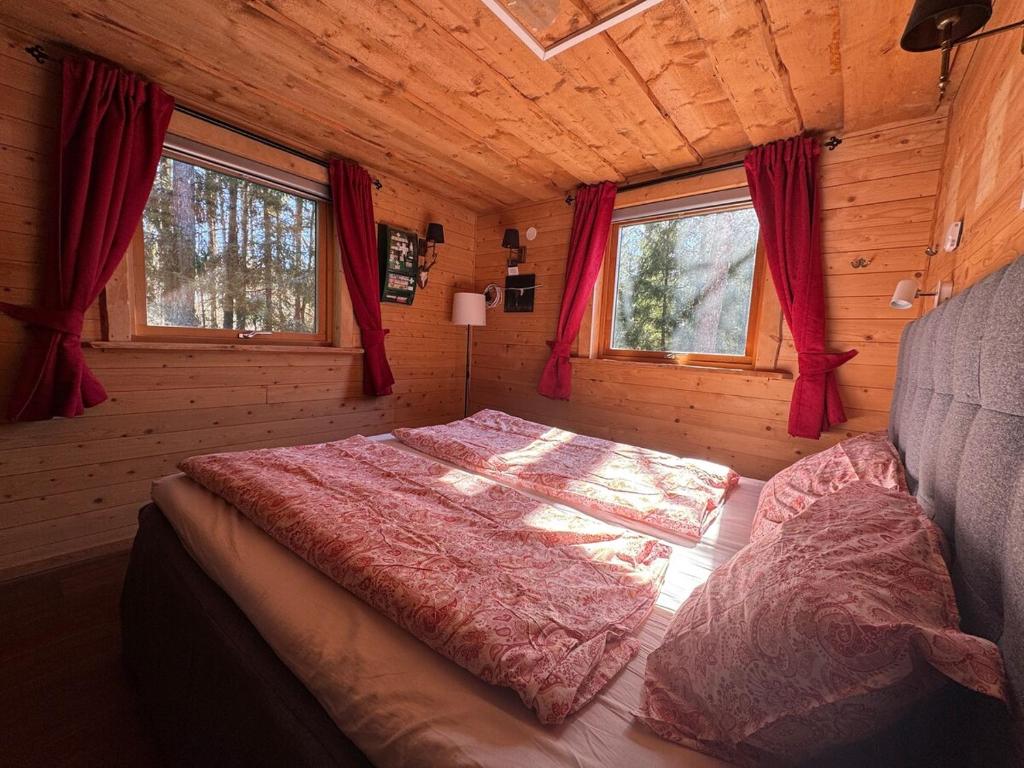Postel nebo postele na pokoji v ubytování Forest nest
