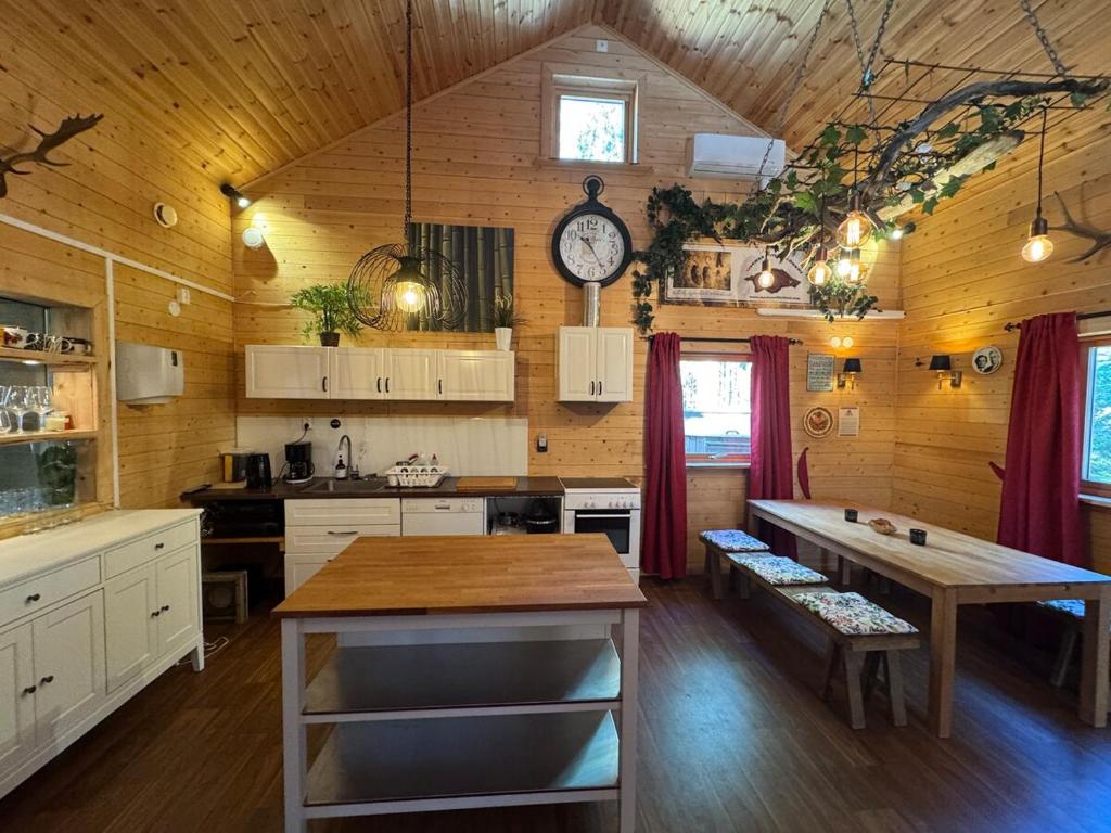 Kuchyň nebo kuchyňský kout v ubytování Forest nest