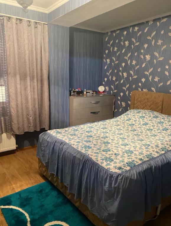 Postel nebo postele na pokoji v ubytování Cheap Hostel Kutaisi