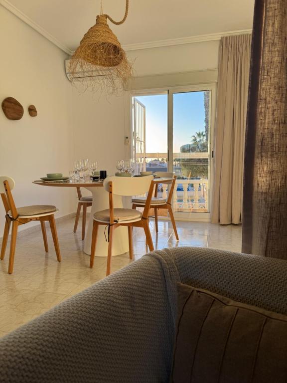 Гостиная зона в Luxury Holiday Townhouse with Pool II Casa Macarena 02