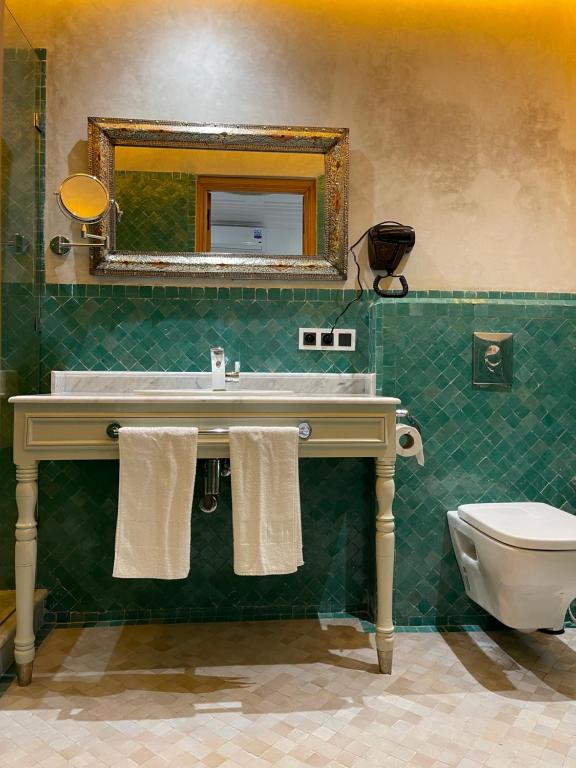 Koupelna v ubytování Riad Casa Maria