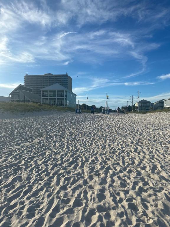Ein Strand an oder in der Nähe des Aparthotels