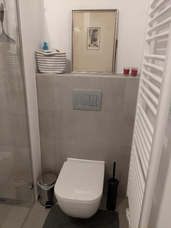 EITHER Private 2B2B OR Shared 1B1B, Luxury, Bright, Spacious - 2