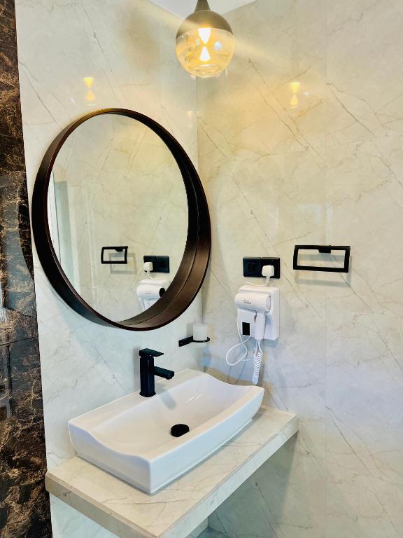 Un baño de Seeming Lodge