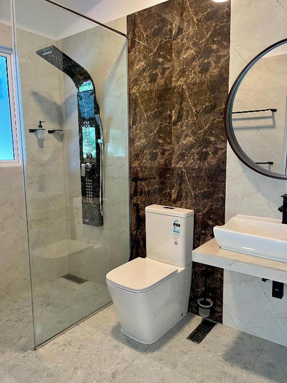 Un baño de Seeming Lodge
