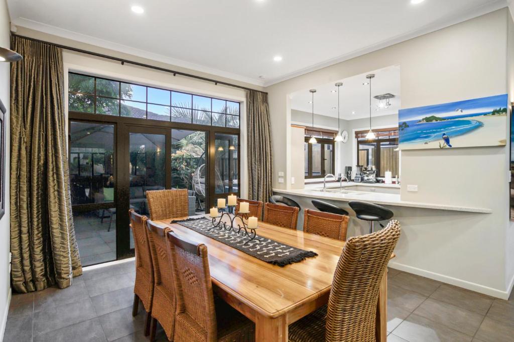 Palm Paradise with Spa - Resim 5