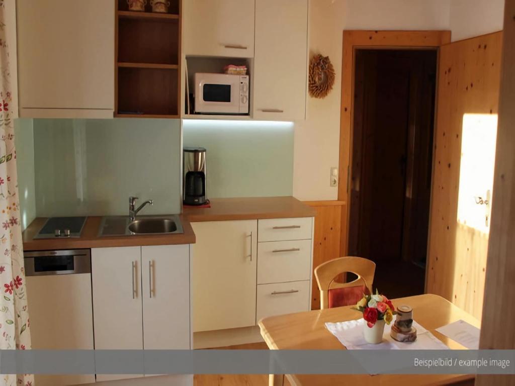 Kuchyňa alebo kuchynka v ubytovaní Apartment at the Achensee with terrace