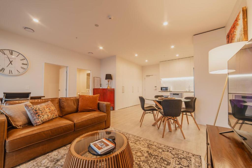 Central 1BR Apt - Balcony Kitchen & Bath - Resim 20