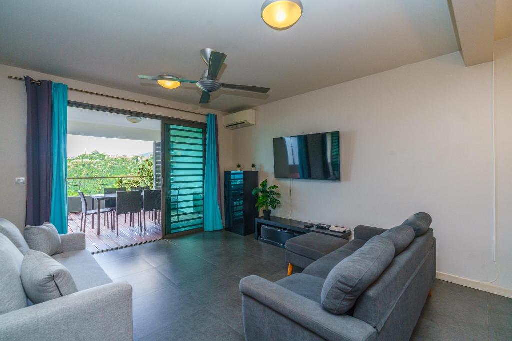 帕皮提的住宿－Vaikea Tiare Studio - View & Pool in Faaa，相簿中的一張相片