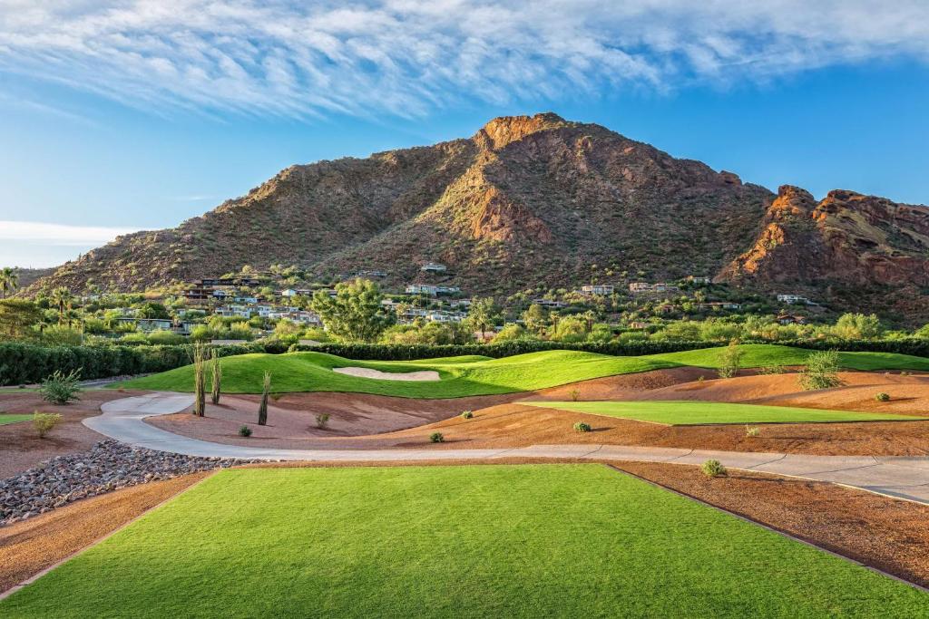 Mountain Shadows Resort Scottsdale photo
