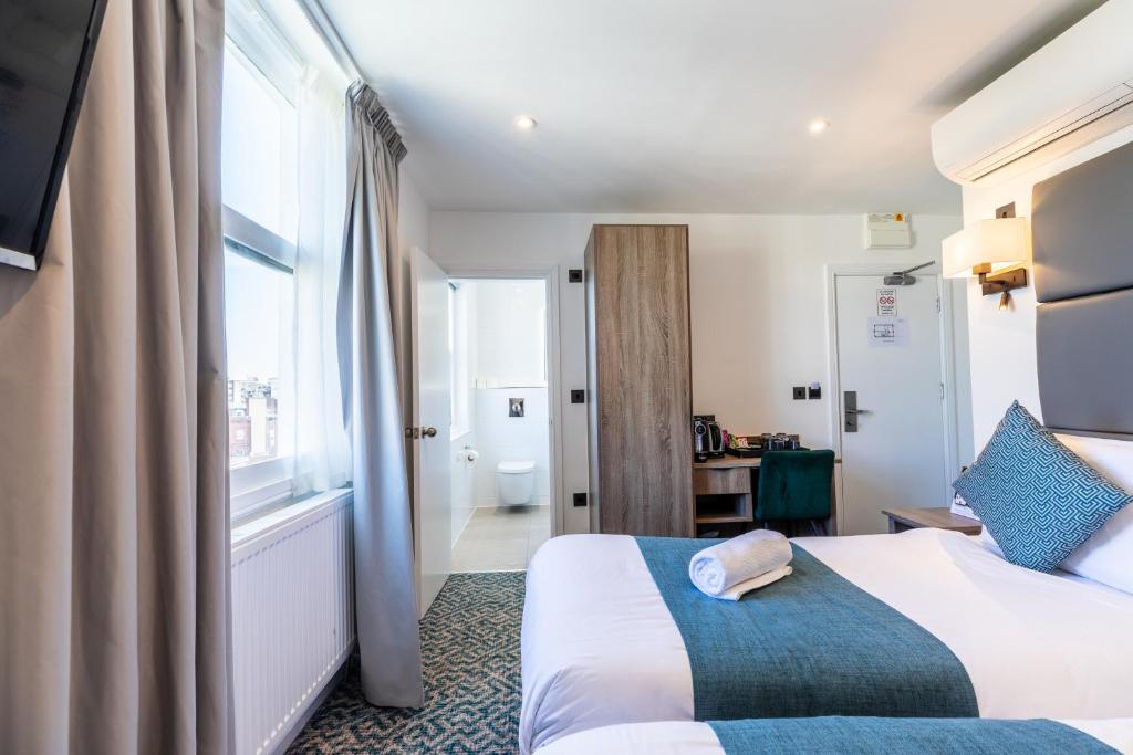 The Chapter Hotels - The J Hyde Park - Resim 44