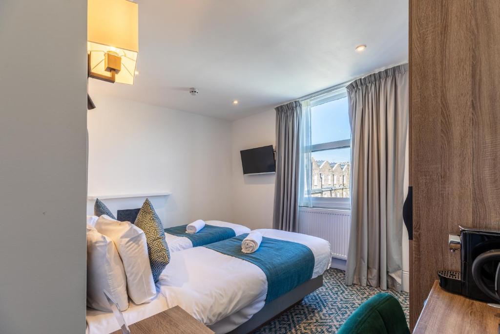 The Chapter Hotels - The J Hyde Park - Resim 45