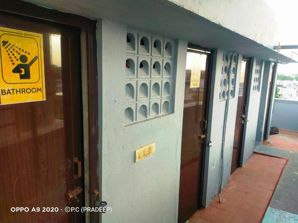 Certifikát, hodnocení, plakát nebo jiný dokument vystavený v ubytování Madurai Grands Inn