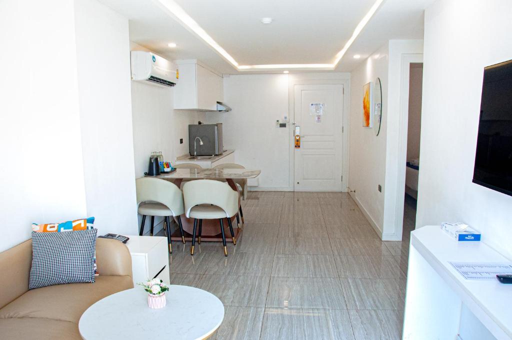 Kuchyň nebo kuchyňský kout v ubytování HT9 Hotel