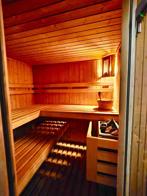 Kuchyň nebo kuchyňský kout v ubytování HA Hotel