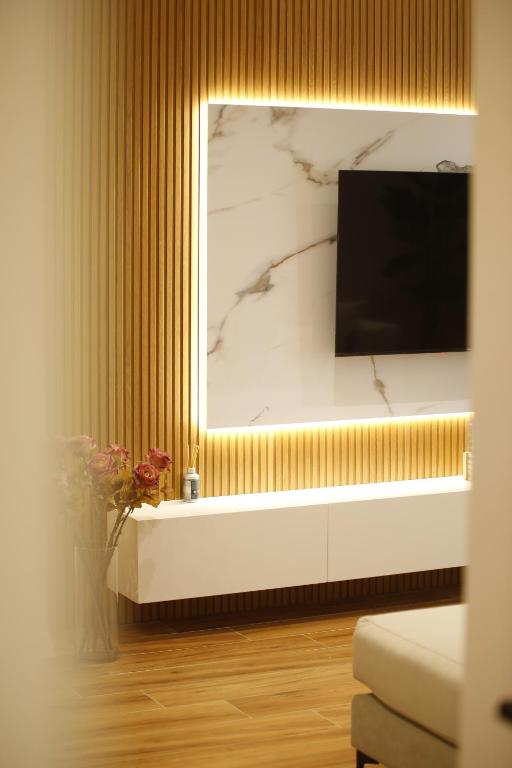 Lux Retreat