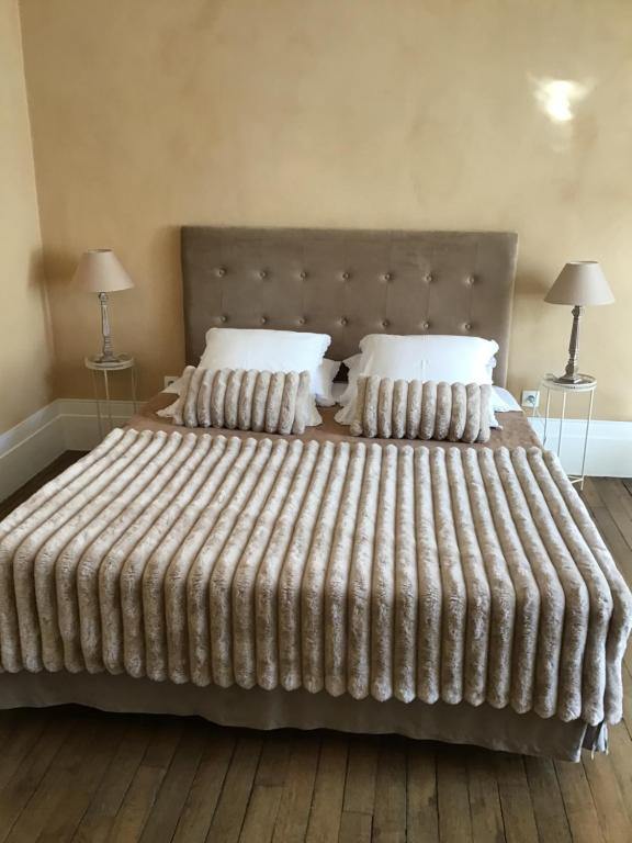 Aux Anges Gardiens - 1