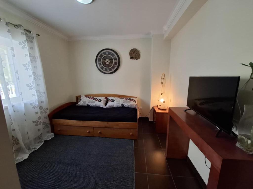 Guesthouse, Ap Veríssimo 5