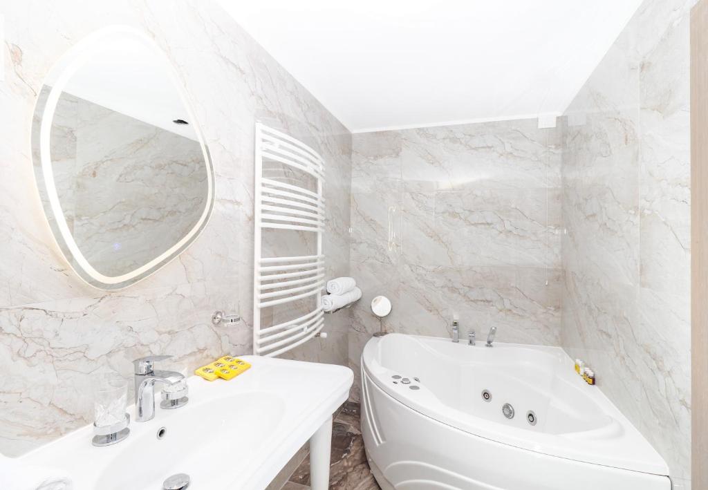 Garni Hotel Leopold I - Resim 40