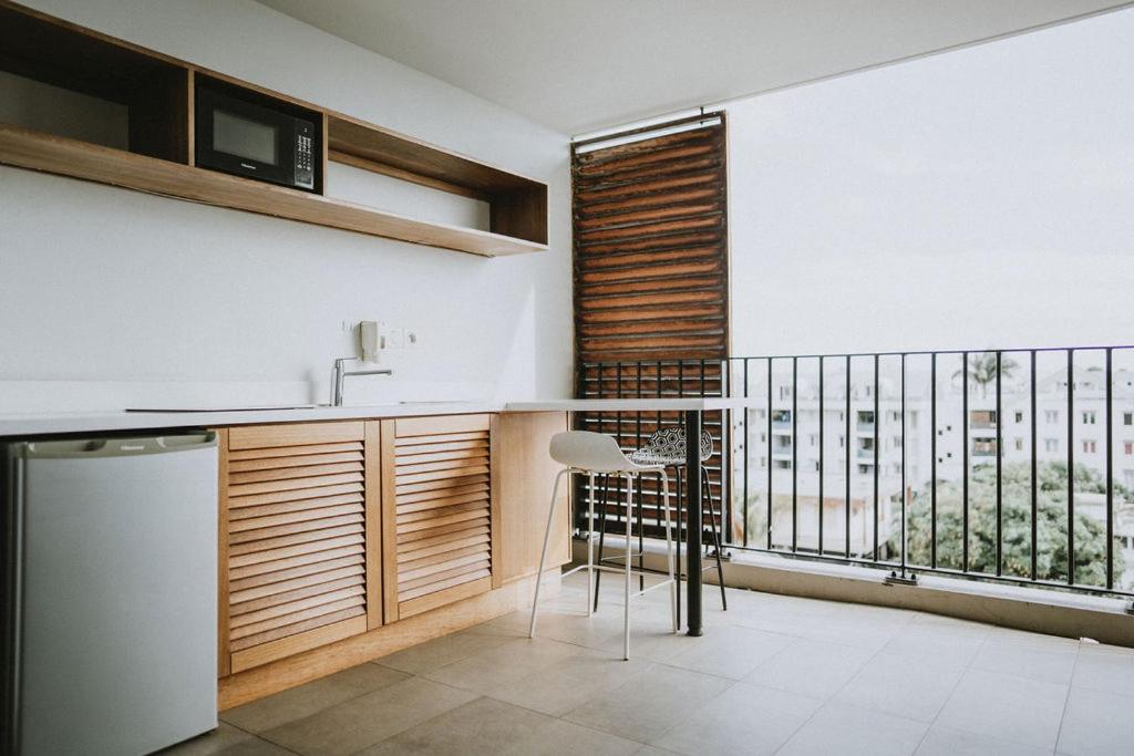 Kuchyň nebo kuchyňský kout v ubytování Hotel Le Saint Pierre ÎLe De La Reunion.