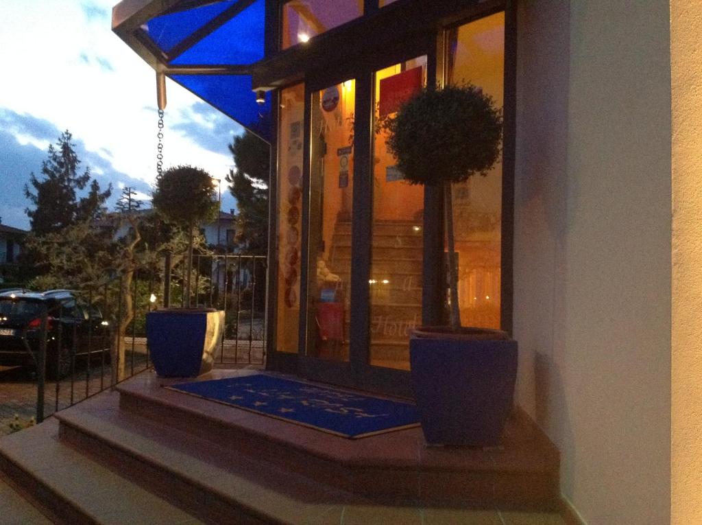 Hotel Villa Rosa - 13