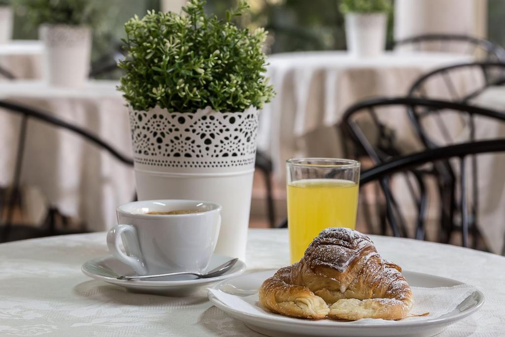 Hotel Center 3 - Resim 10