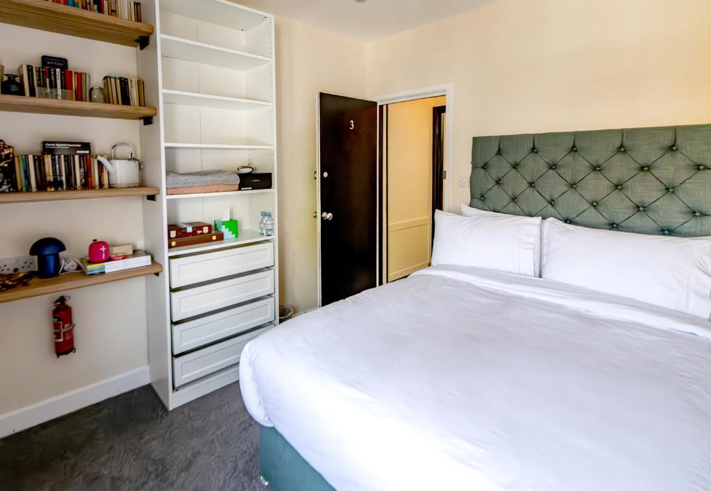 82A Dalston Lane Terrace - Resim 14