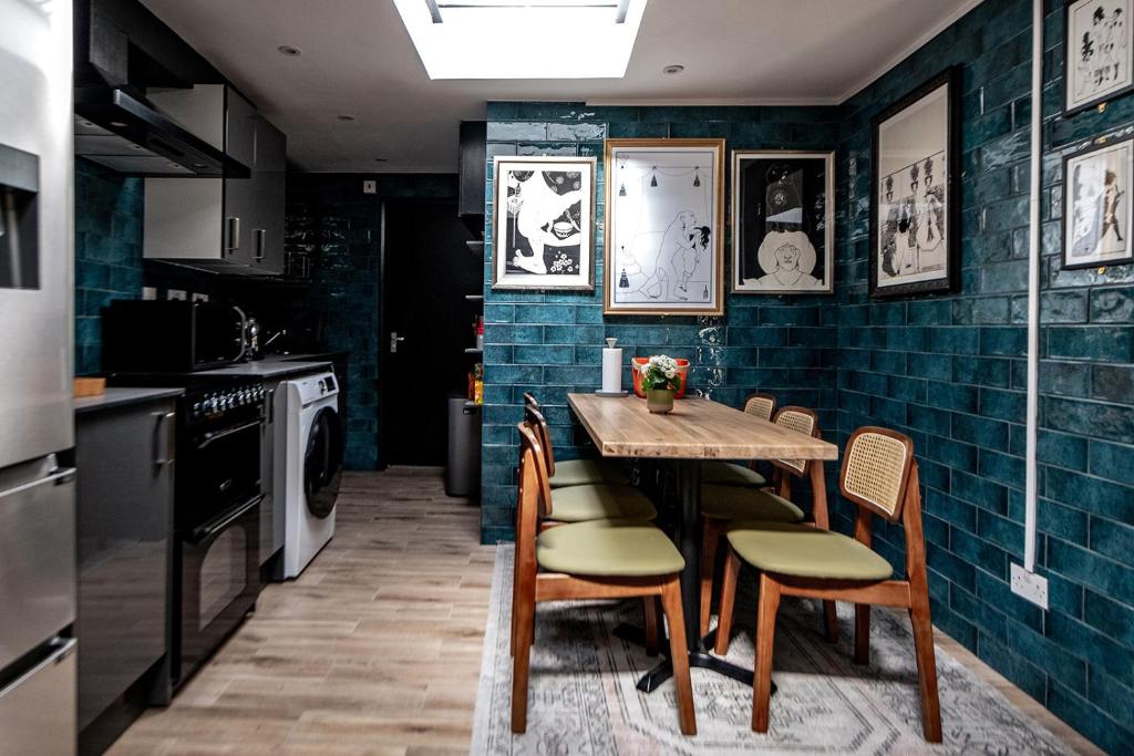 82A Dalston Lane Terrace - Resim 38