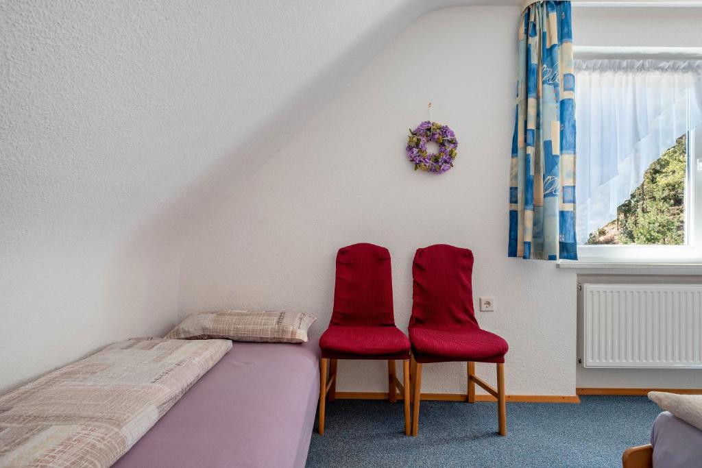 Postel nebo postele na pokoji v ubytování Unterfalkenhof