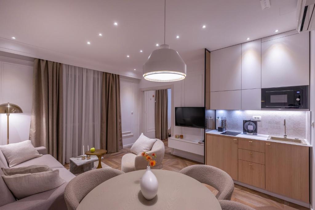 Kuchyň nebo kuchyňský kout v ubytování Ragusina luxury apartments