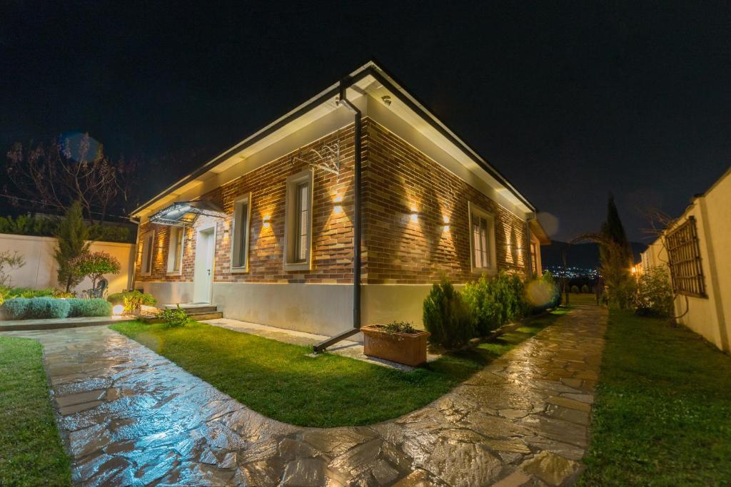 Budova, kde se vila nachází