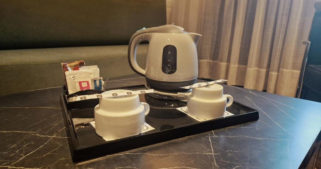 Utensilios para hacer té y café en Vértice Sevilla Aljarafe