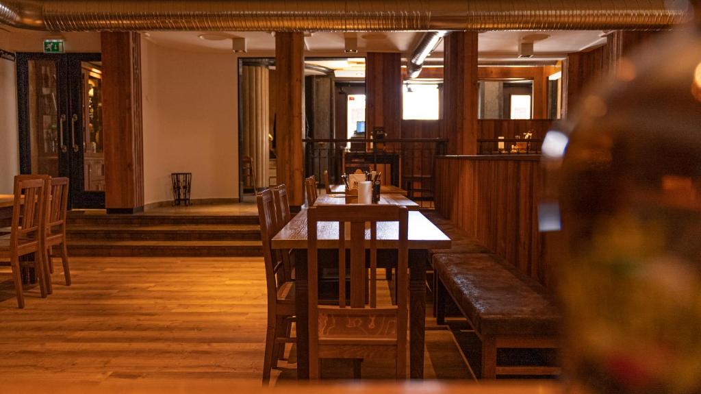 Restaurace v ubytování Brauhaus-Hotel König von Flandern