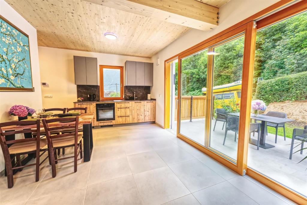Kuchyň nebo kuchyňský kout v ubytování House Elipsa