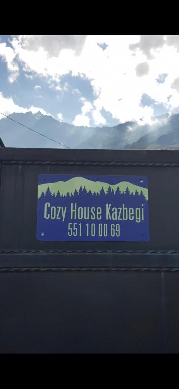 Certifikát, hodnocení, plakát nebo jiný dokument vystavený v ubytování Cozy House Kazbegi